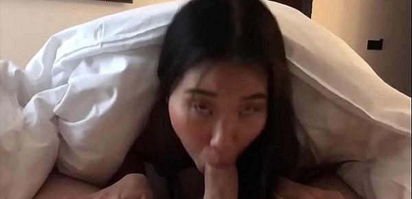  Amazing Chinese bootycall says goodmorning with a nice moist blowjob